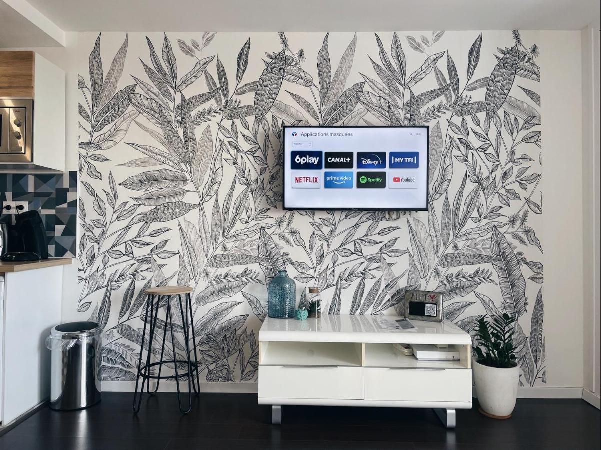 New: Appartement Tout Confort + Parking Gratuit Amiens Bagian luar foto